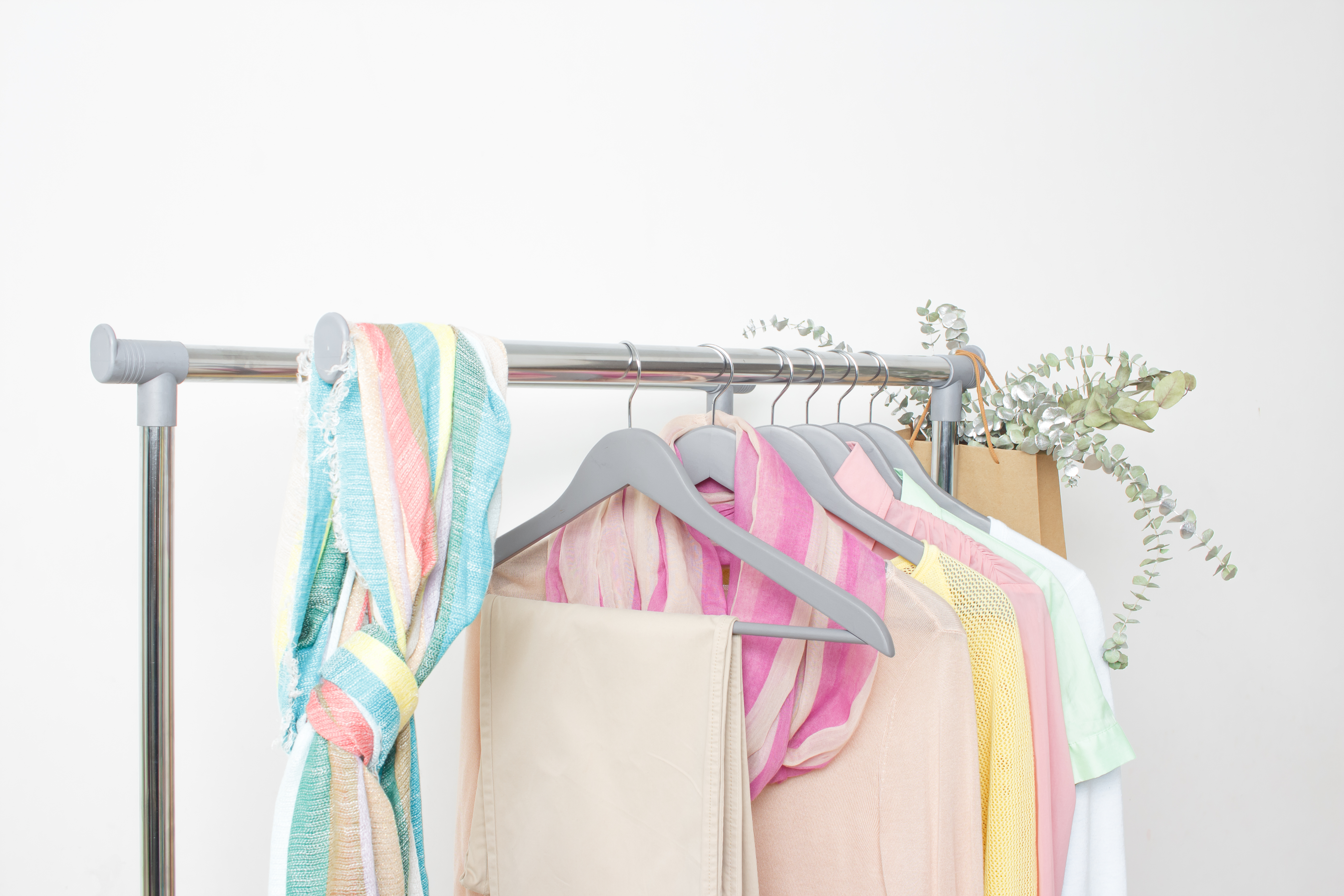Unlock the Secrets to Scoring Big with Bundle Deals in Designer Resale Fashion 🛍️🔥